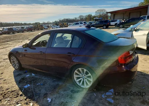 2008 BMW 328 Xi z USA, uszkodzony, nr VIN WBAVC93528K040828